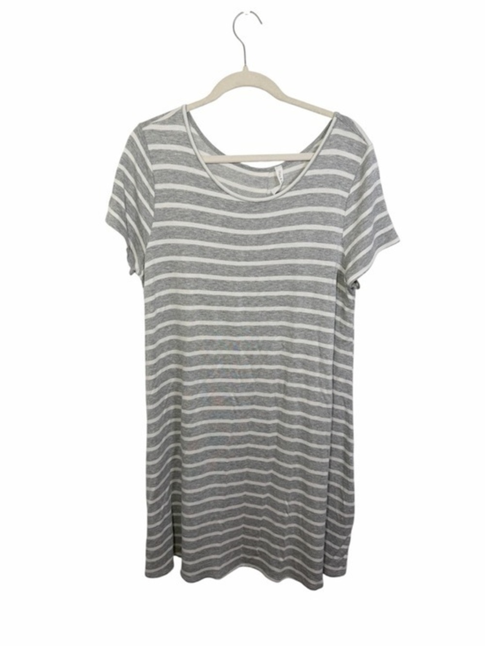 Mia & Tess Striped T-Shirt Dress XL Gray White Button Back Short Sleeve Casual